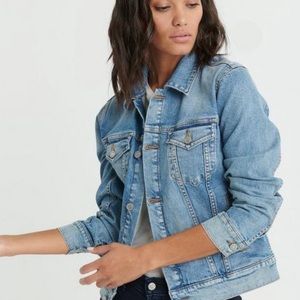 Lucky Brand Tomboy Trucker Jean Jacket Small blue